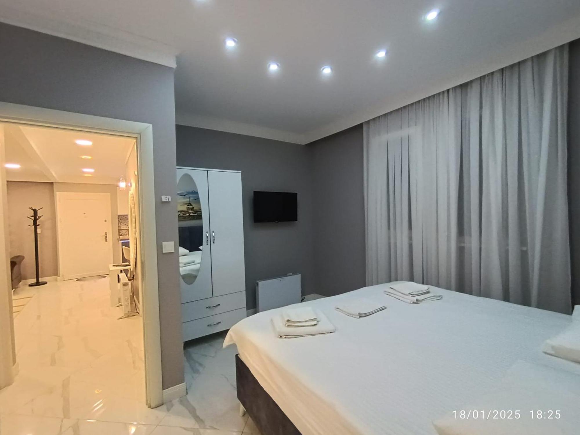 Little Palace Blue Apartment Istanbul Ngoại thất bức ảnh