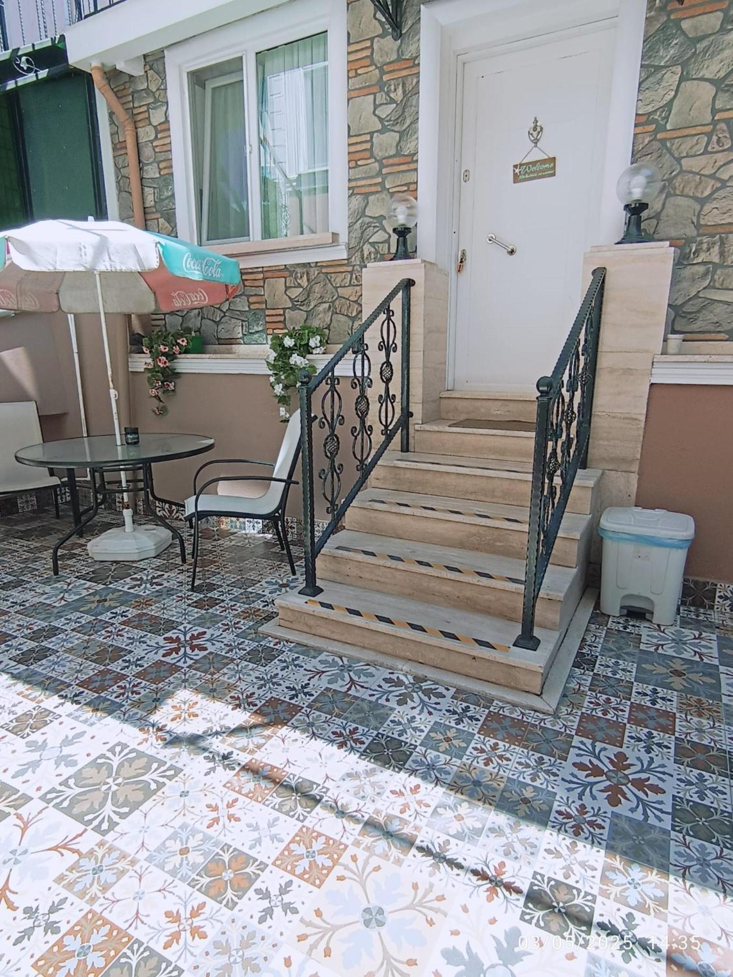 Little Palace Blue Apartment Istanbul Ngoại thất bức ảnh